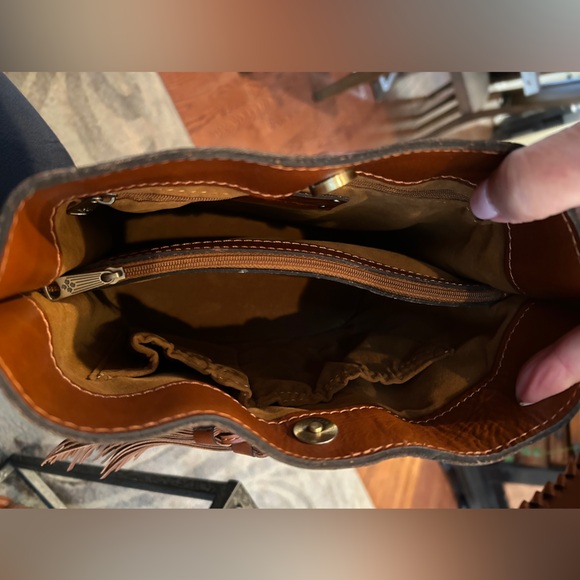 New Patricia Nash Octavia Bucket Bag Floral Garden - Picture 5 of 6